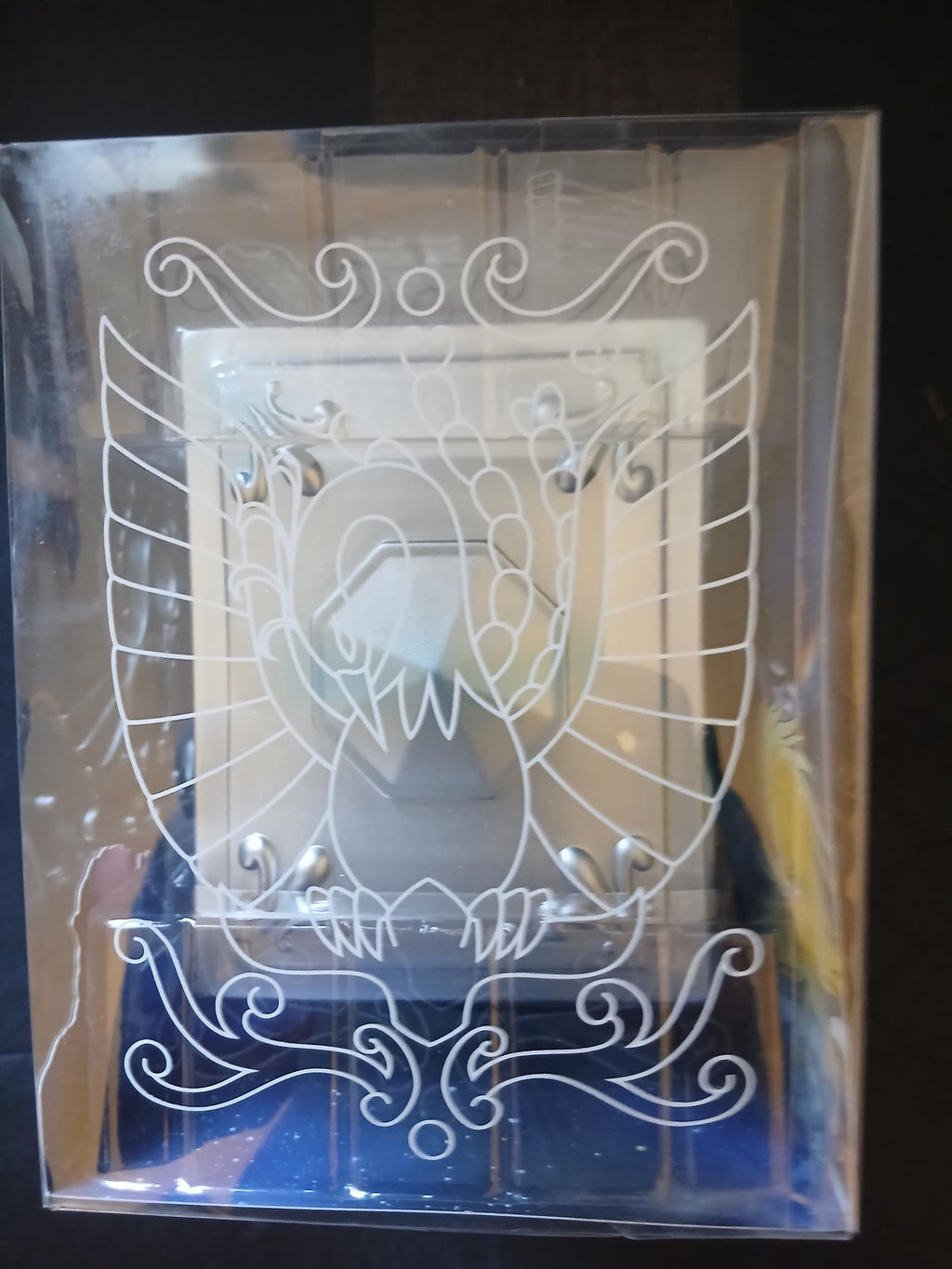 PLASTOY SAINT SEIYA TIRELIRE PHOENIX/ 15 CM
