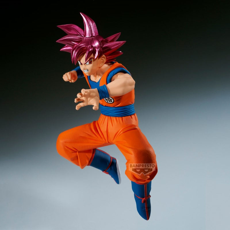 Figurine de collection Banpresto, personnage en tenue orange et cheveux roses, exclusive Sanctuary Collector.